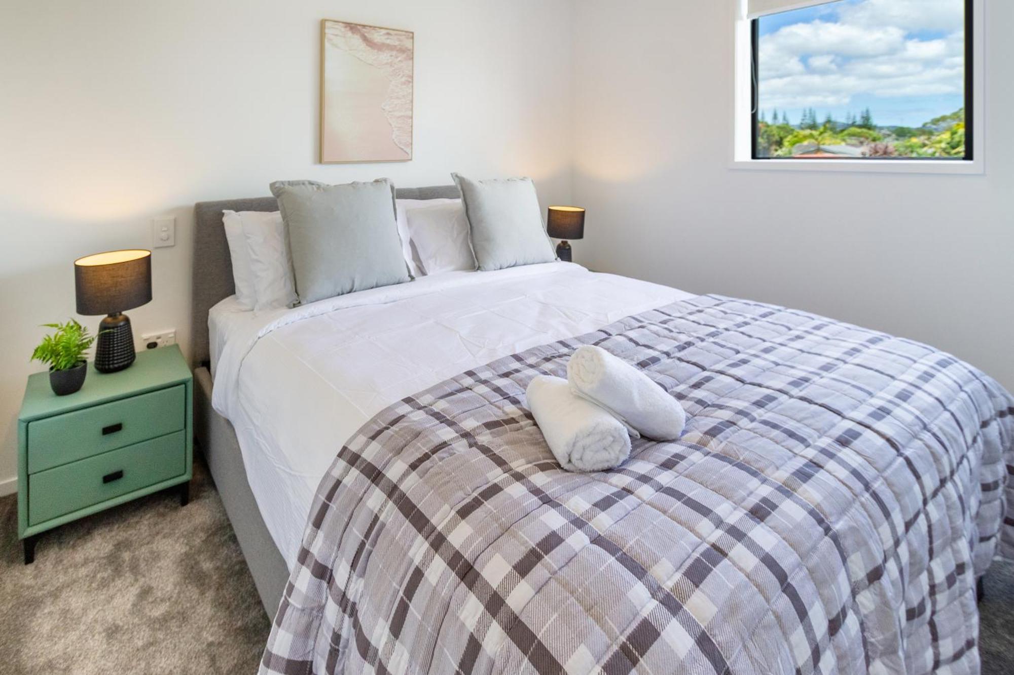 Conveniently Located 2Br Townhouse In West Akl Apartment Auckland Exterior photo